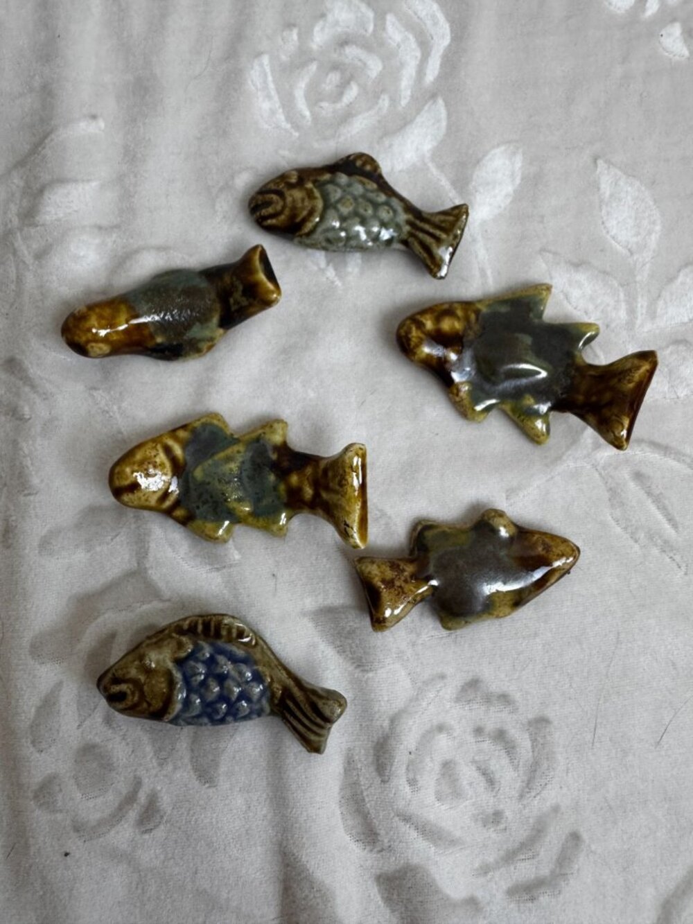 Set Of 6 Ceramic Fish-Shaped Chopstick Rests In Rustic Glazed Tones Approx. 2" E